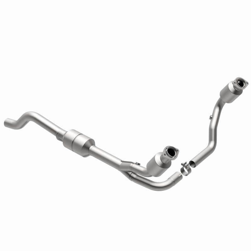MagnaFlow Direct Fit Catalytic Converter 00-03 Dodge Durango 4.7L