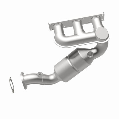 MagnaFlow Direct Fit Catalytic Converter BMW 5 99-00 Rear