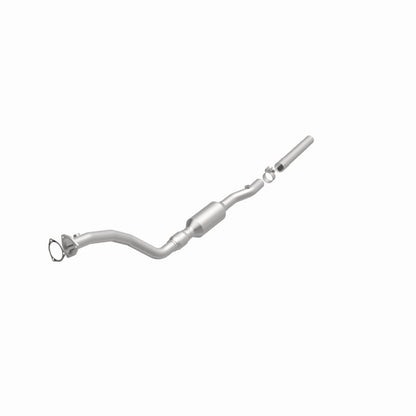 MagnaFlow Direct Fit Catalytic Converter 96-99 Audi A4/A4 Quattro 2.8L P/S (49 State)