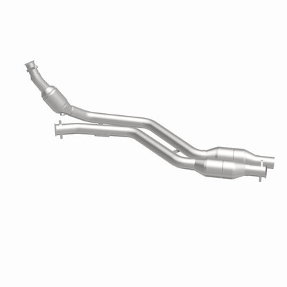 MagnaFlow Direct Fit Catalytic Converter 02-03 Mercedes CLK430 4.3L Passenger Side