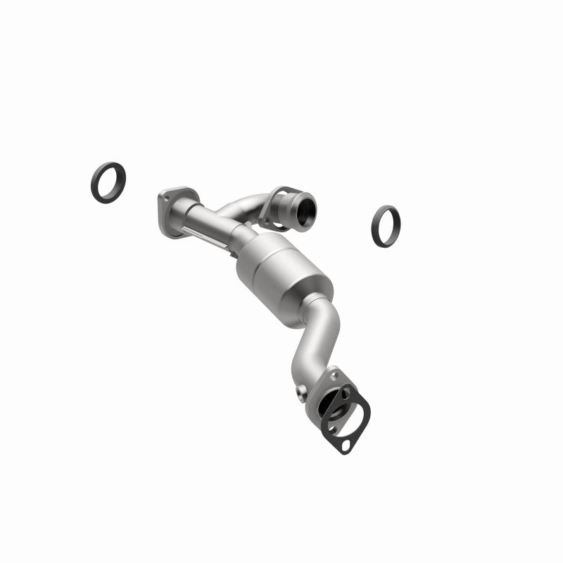 MagnaFlow Direct Fit Catalytic Converter 01-03 Montero 3L Passenger Side Front OEM