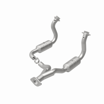 Magnaflow Conv DF 08-10 Ford F-250/F-250 SD/F-350/F-350 SD 5.4L/6.8L / F-450 SD 6.8L Conjunto de tubería en Y
