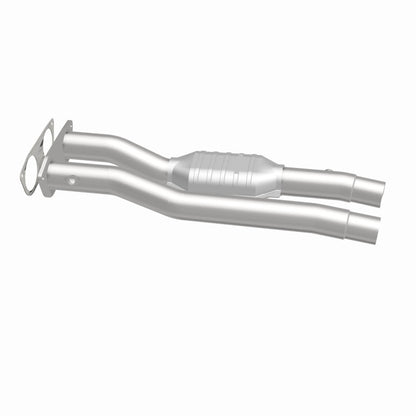 MagnaFlow Direct Fit Catalytic Converter 96-97 7.4L 3500 Truck Rear