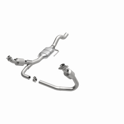 MagnaFlow Direct Fit Catalytic Converter 00-02 Dakota 3.9L