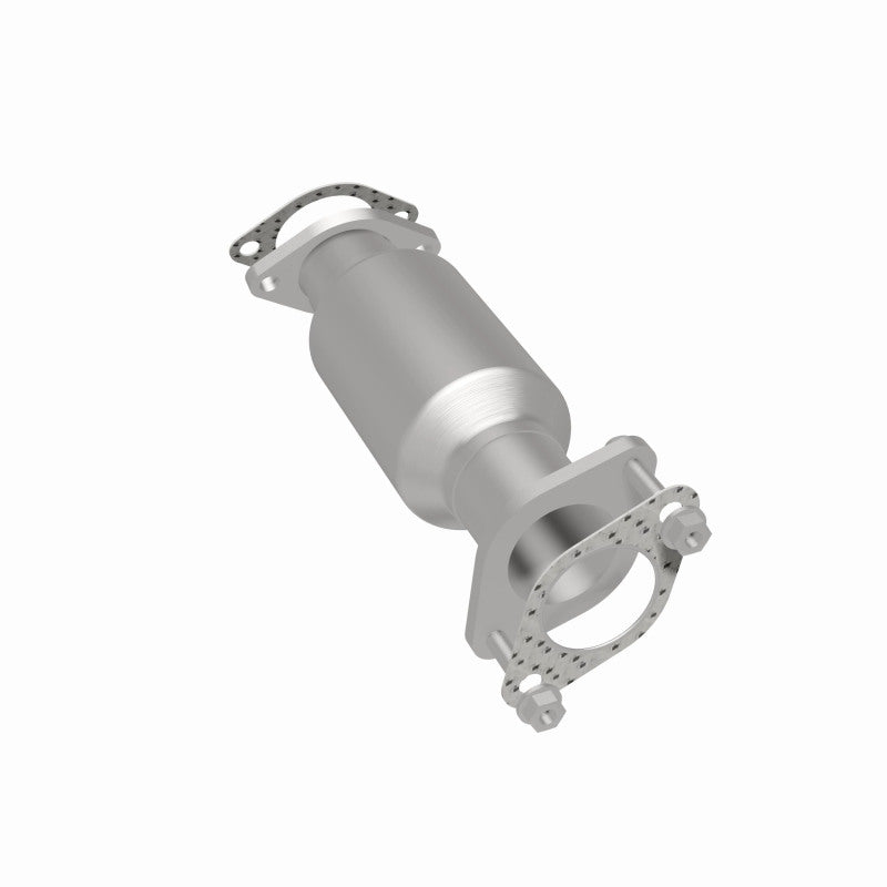 MagnaFlow Direct Fit Catalytic Converter 2011 Kia Sorento 3.5 Underbody