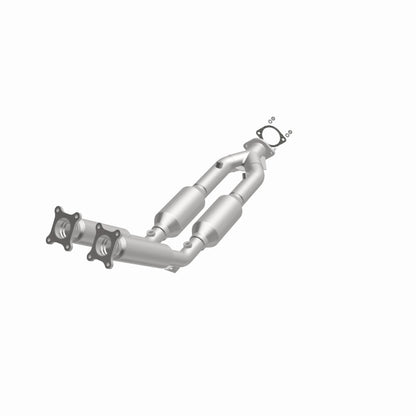 MagnaFlow Direct Fit Catalytic Converter 99-01 Volvo S80 2.8L