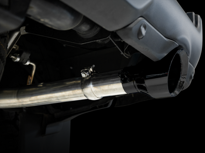 AWE Tuning 09-18 RAM 1500 5.7L (con recortes) 0FG Escape Cat-Back de salida trasera doble - Puntas plateadas cromadas