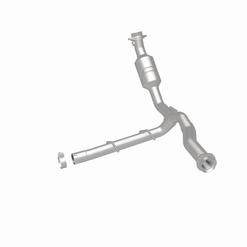 Magnaflow Conv DF 2011-2014 F-150 5.0L debajo de la carrocería