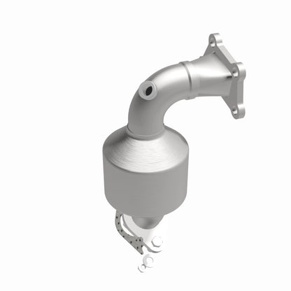 MagnaFlow Direct Fit Catalytic Converter 2012-2014 Equinox 3 3.6 L Underbody