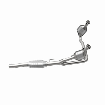 MagnaFlow Direct Fit Catalytic Converter 00 Dodge Dakota 3.9L 2wd
