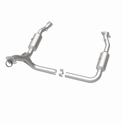 MagnaFlow DF Conv Ford/Mercury 06-10 Explorer/Mountaineer/ 07-10 Explorer SportTrac 4.0L Y-Pipe Assy