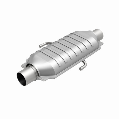 MagnaFlow Universal Catalytic Converter 2Air 19.5X7X4 2.25X2.25