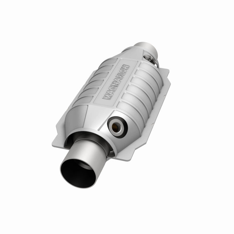 MagnaFlow Universal Catalytic Converter 2 Dual O2 Boss