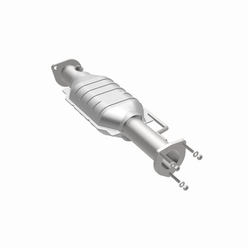 MagnaFlow Direct Fit Catalytic Converter Jeep Wrangler 00-04 OEM