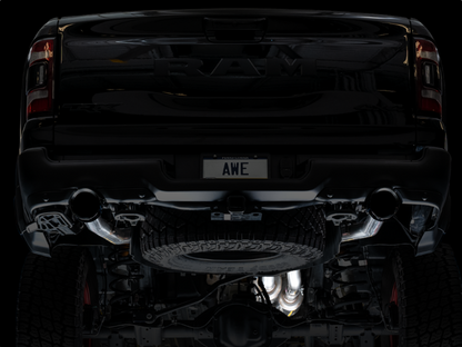 AWE Tuning 2021 RAM 1500 TRX 0FG Cat-Back Escape - Puntas de diamante negro