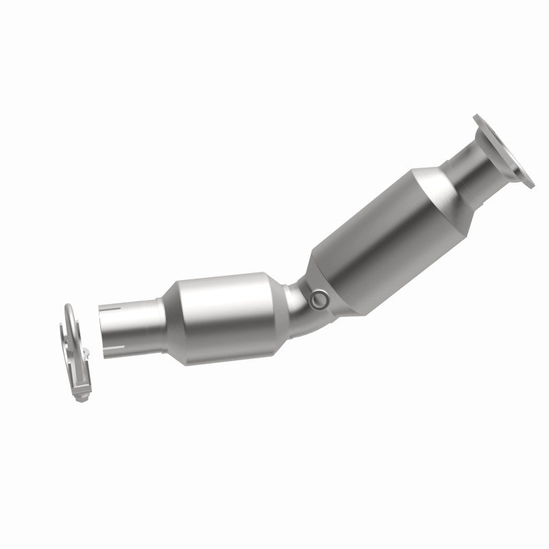 MagnaFlow Direct Fit Catalytic Converter 2010-2015 Prius L4 1.8 OEM Underbody