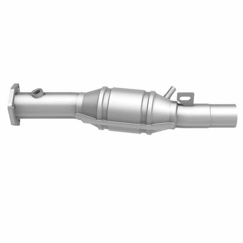MagnaFlow Direct Fit Catalytic Converter 95 Volkswagen Golf 2.8L