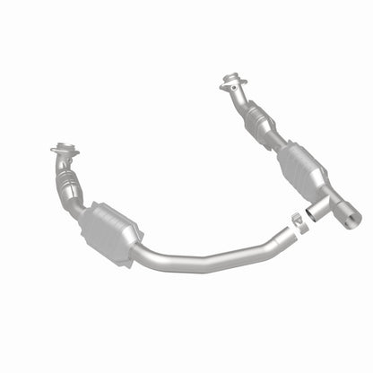 MagnaFlow Direct Fit Catalytic Converter 05-07 Ford E-250/E-350 Econoline V8 5.4L