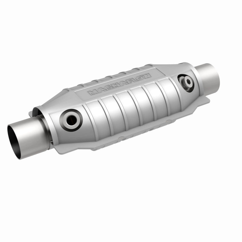 MagnaFlow Universal Catalytic Converter 2 Dual O2 Boss