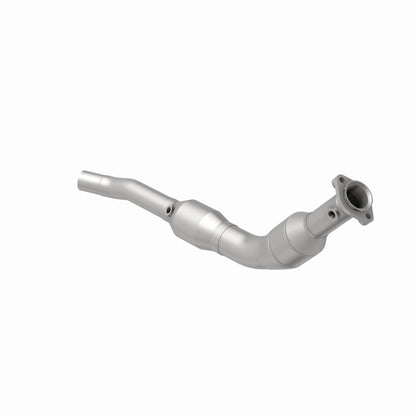 MagnaFlow Direct Fit Catalytic Converter 05-08 LR3/RR Sport Driver Side