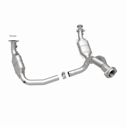 MagnaFlow Conv DF 07-08 Escalade 6.2 Lado del conductor OEM