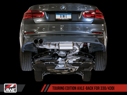 AWE Tuning BMW F3X 28i / 30i Touring Edition Eixo traseiro Escape de um lado - Pontas pretas de 80 mm