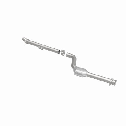 MagnaFlow Direct Fit Catalytic Converter 03-05 Mercedes C230 1.8L
