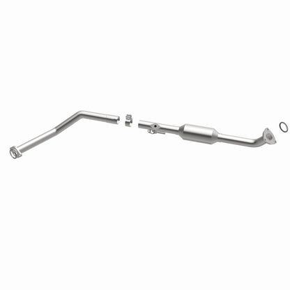 MagnaFlow Direct Fit Catalytic Converter OEM 2001-2004 Toyota Sequoia Underbody