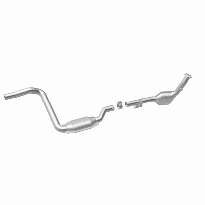 MagnaFlow Direct Fit Catalytic Converter 2003 ML350 3.7L Underbody