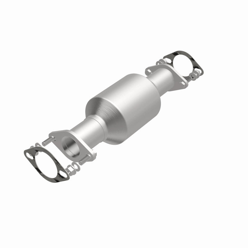 MagnaFlow Direct Fit Catalytic Converter 03-06 Kia Sorento 3.5L rear