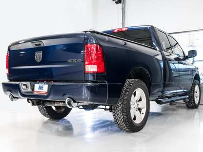 AWE Tuning 09-18 RAM 1500 5.7L (com recortes) 0FG Dupla saída traseira Cat-Back Exhaust - Diamond Black Tips