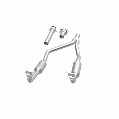 MagnaFlow Direct Fit Catalytic Converter 90-93 Land Rover Range Rover 3.9L V8