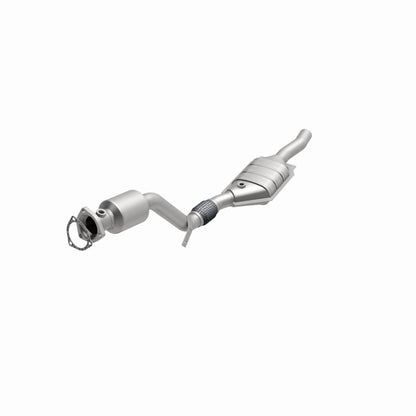 MagnaFlow Direct Fit Catalytic Converter 03 Volkswagen Passat 2.8L