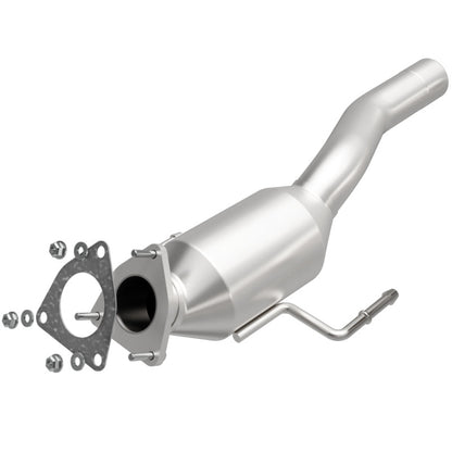 MagnaFlow Direct Fit Catalytic Converter 04-06 Porsche Cayenne 3.2L