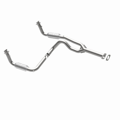 MagnaFlow Direct Fit Catalytic Converter 00 Chevy Express 1500 5.7L