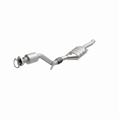 MagnaFlow Direct Fit Catalytic Converter 03 Volkswagen Passat 2.8L