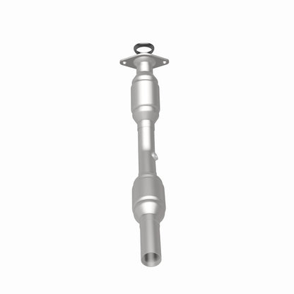 MagnaFlow Direct Fit Catalytic Converter 03-04 Vibe/Matrix/Corol OEM