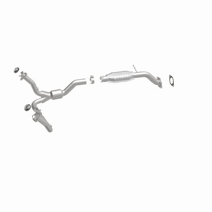 MagnaFlow Direct Fit Catalytic Converter 00-04 Chevy Blazer 4.3L