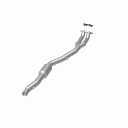 MagnaFlow Direct Fit Catalytic Converter OEM 96-98 BMW 740iL 4.4L