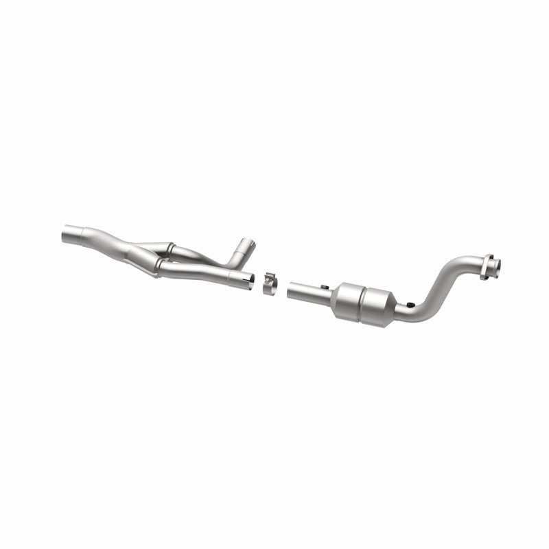 MagnaFlow Direct Fit Catalytic Converter 04-06 Dodge Durango 5.7L Passenger Side