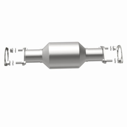 MagnaFlow Direct Fit Catalytic Converter 03-06 Kia Sorento 3.5L rear