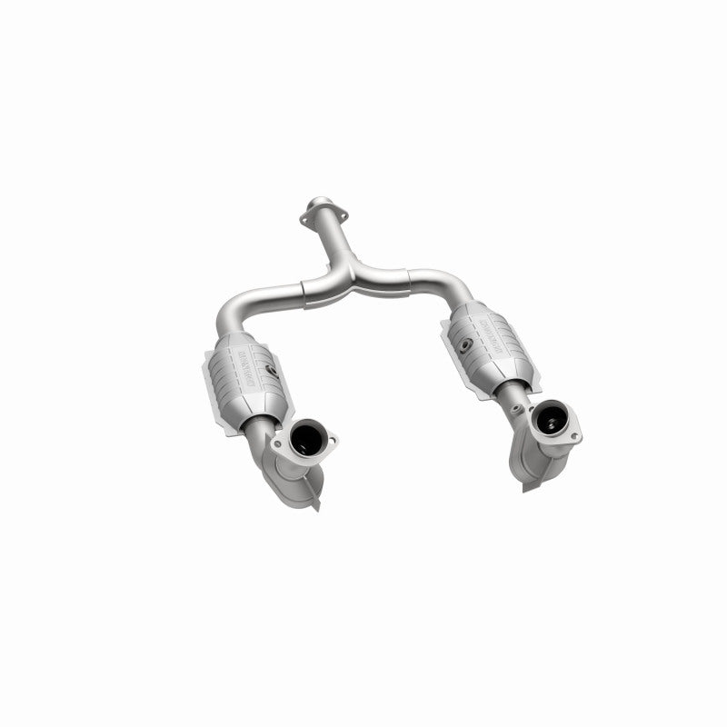 MagnaFlow Direct Fit Catalytic Converter 99/01-03 Ford Mustang 3.8L