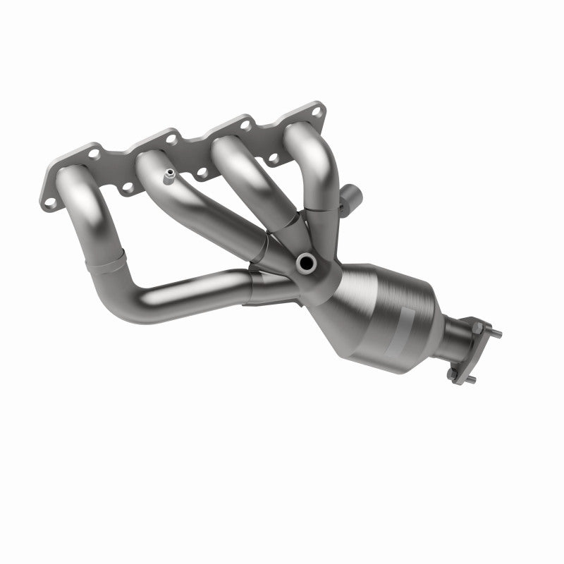 MagnaFlow Direct Fit Catalytic Converter 98-99 Nissan Frontier 2.4L