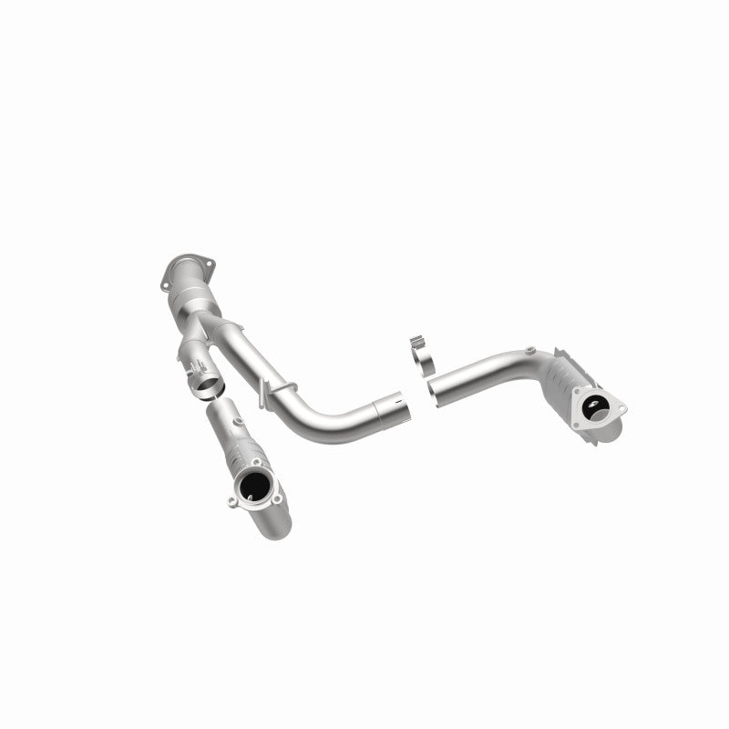 MagnaFlow Direct Fit Catalytic Converter 11-13 Chev Silverado 2500 HD/3500 HD 6.0L