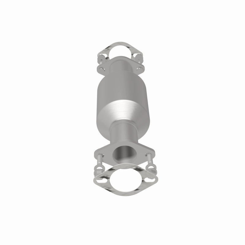 MagnaFlow Direct Fit Catalytic Converter 03-06 Kia Sorento 3.5L rear