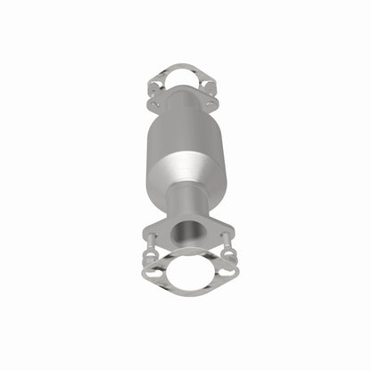 MagnaFlow Direct Fit Catalytic Converter 03-06 Kia Sorento 3.5L rear