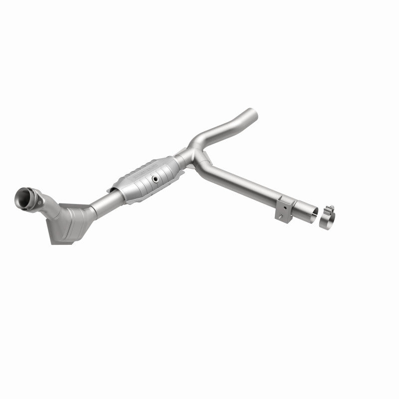 MagnaFlow Direct Fit Catalytic Converter 99-00 Ford F-150 4.2L 50S