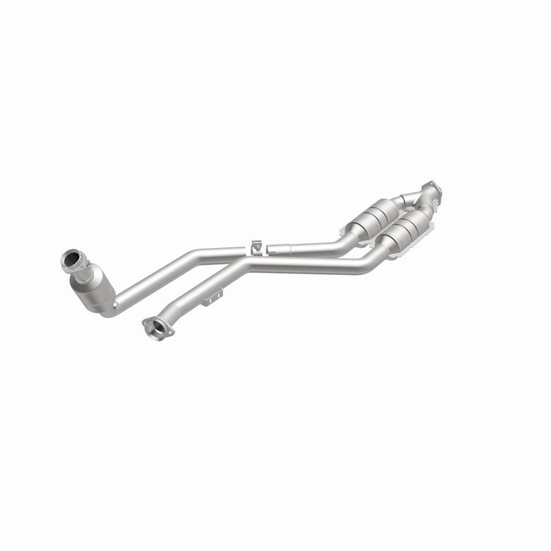 MagnaFlow Direct Fit Catalytic Converter 99-00 Mercedes CLK320 3.2L
