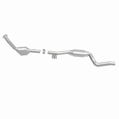 MagnaFlow Direct Fit Catalytic Converter 2003 ML350 3.7L Underbody