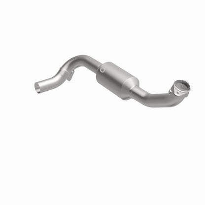 MagnaFlow Direct Fit Catalytic Converter 05-06 Lincoln Navigator 5.4L